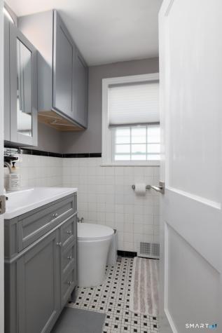 302 Brimfield Road Wethersfield CT 06109