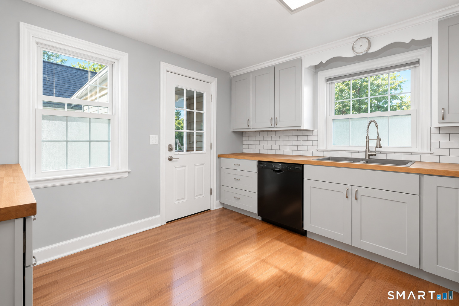 302 Brimfield Road Wethersfield CT 06109