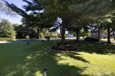 302 Brimfield Road Wethersfield CT 06109