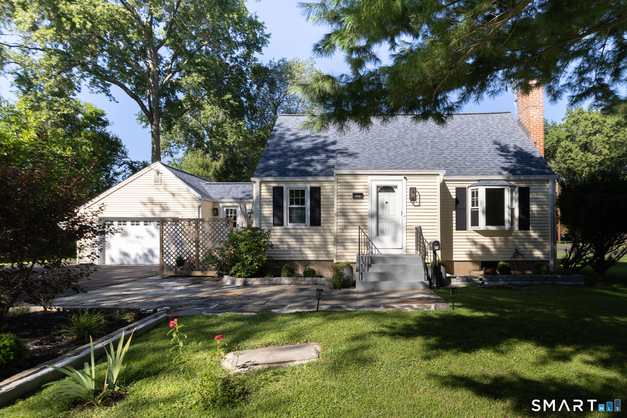 302 Brimfield Road Wethersfield CT 06109