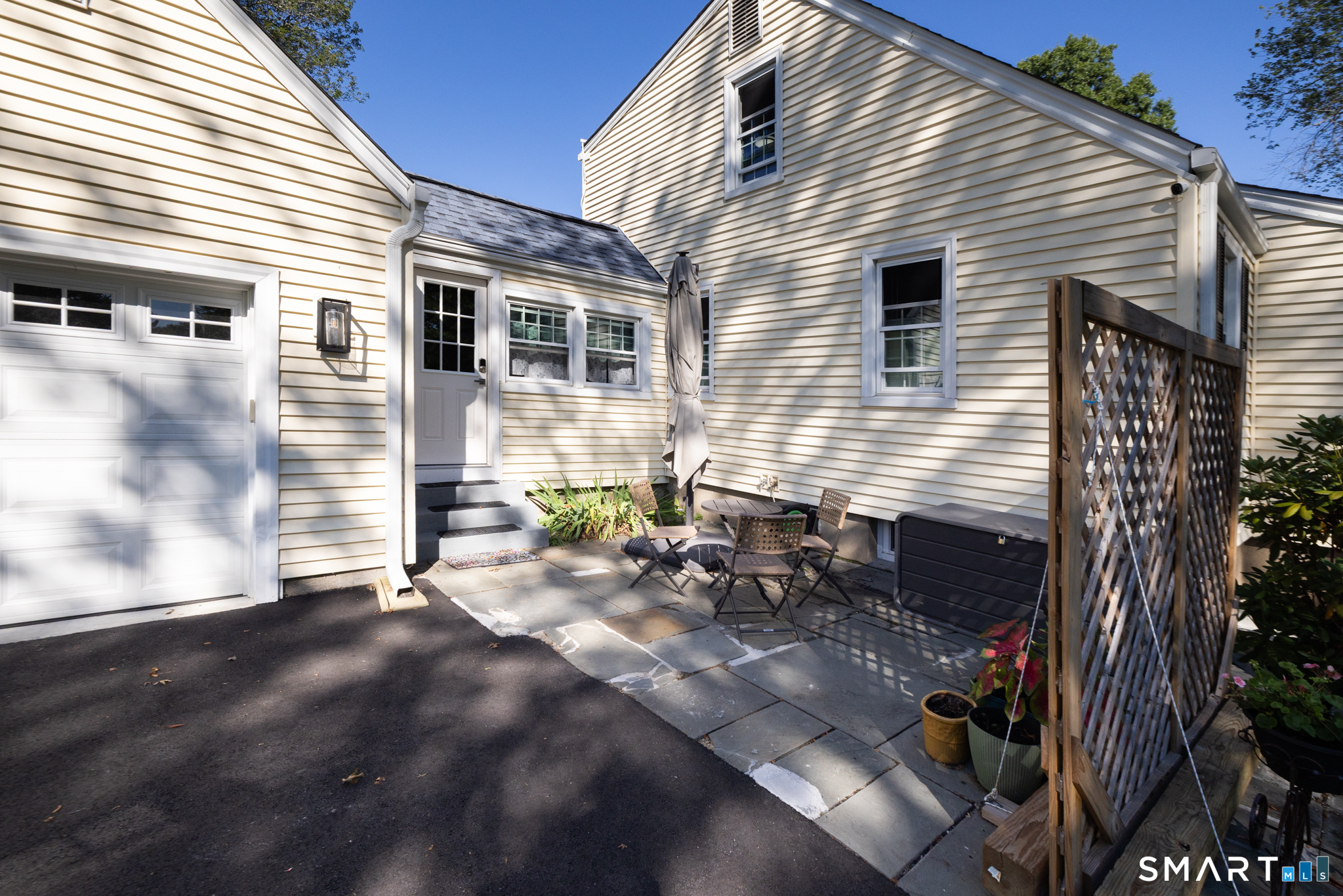 302 Brimfield Road Wethersfield CT 06109
