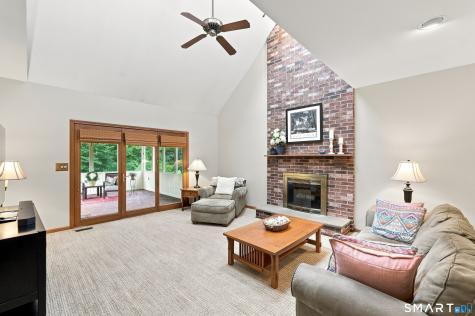 595 Tamarack Road Cheshire CT 06410