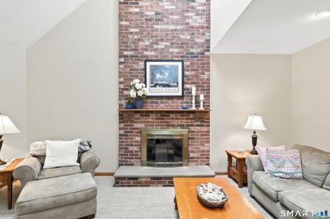 595 Tamarack Road Cheshire CT 06410