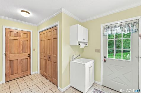 595 Tamarack Road Cheshire CT 06410