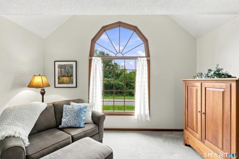595 Tamarack Road Cheshire CT 06410