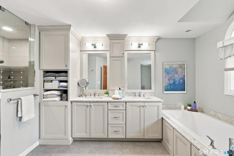 595 Tamarack Road Cheshire CT 06410