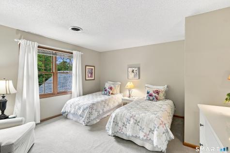 595 Tamarack Road Cheshire CT 06410