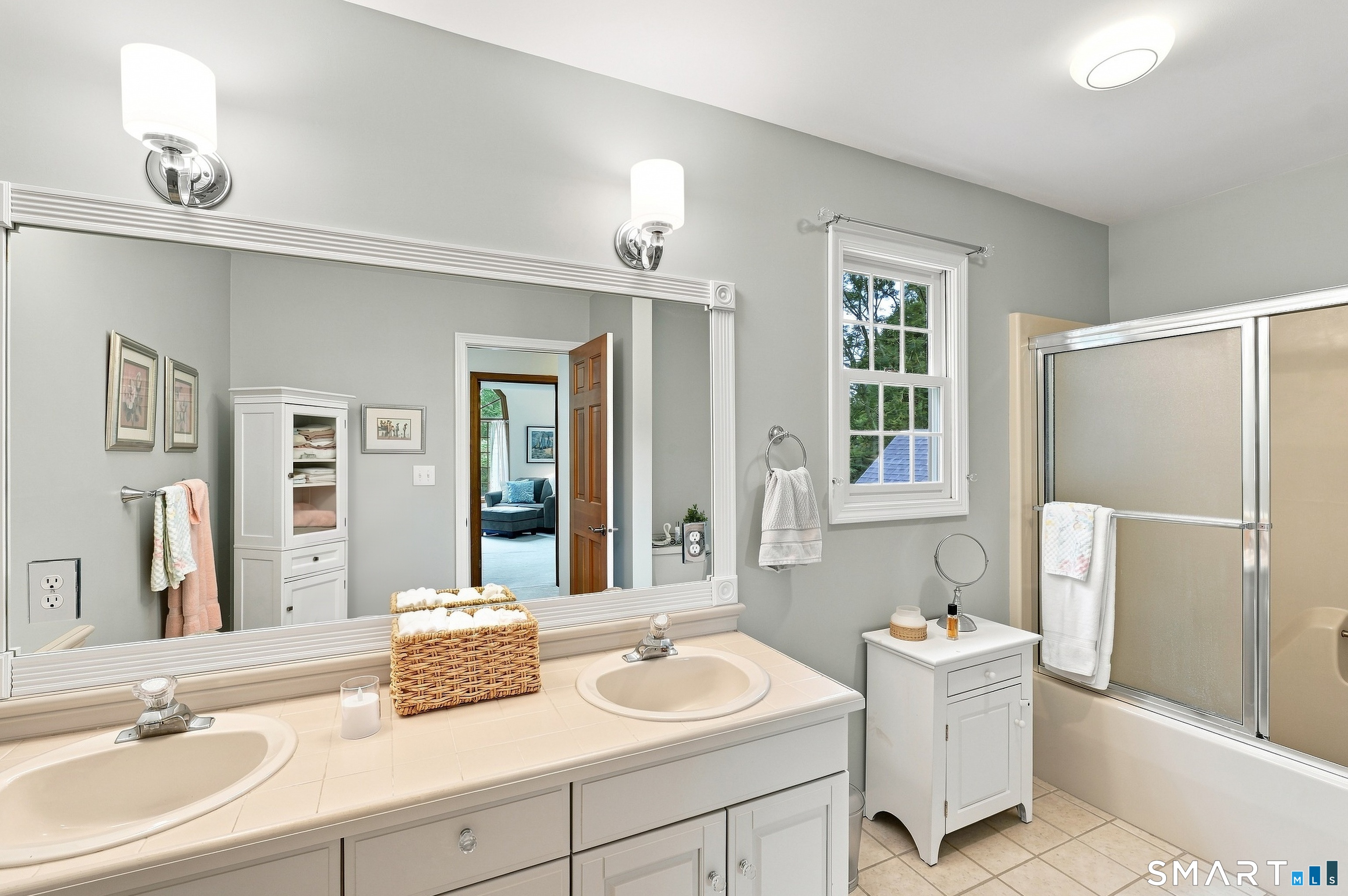 595 Tamarack Road Cheshire CT 06410