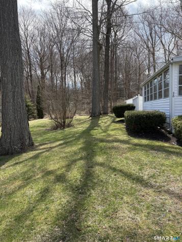 28 Woodland Trail Killingworth CT 06419