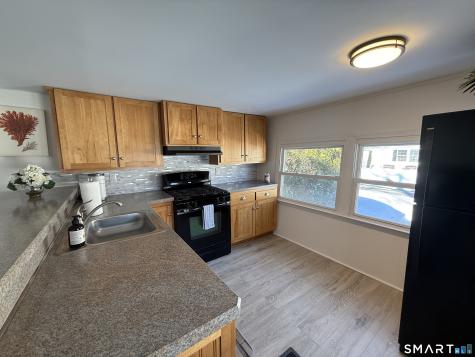 28 Woodland Trail Killingworth CT 06419