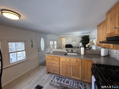 28 Woodland Trail Killingworth CT 06419