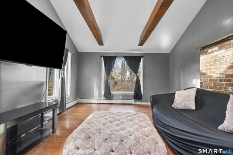 31 Coach Drive North Haven CT 06473