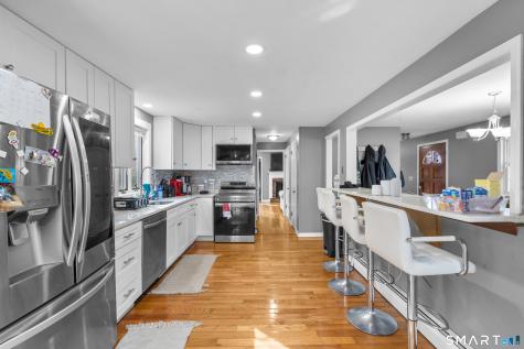 31 Coach Drive North Haven CT 06473