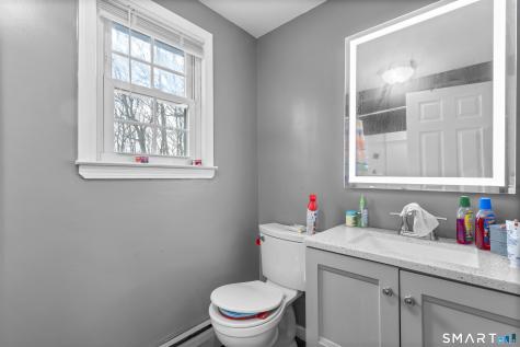 31 Coach Drive North Haven CT 06473
