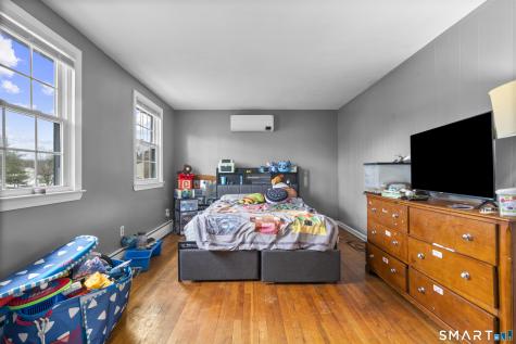 31 Coach Drive North Haven CT 06473