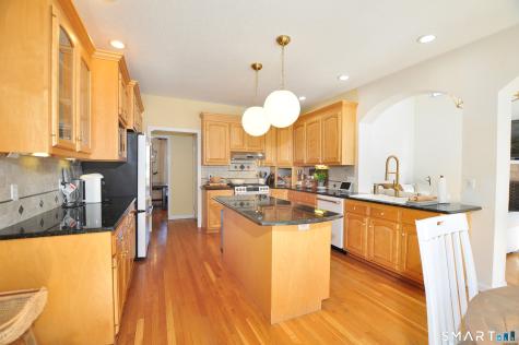 112 Gilbert Lane South Windsor CT 06074
