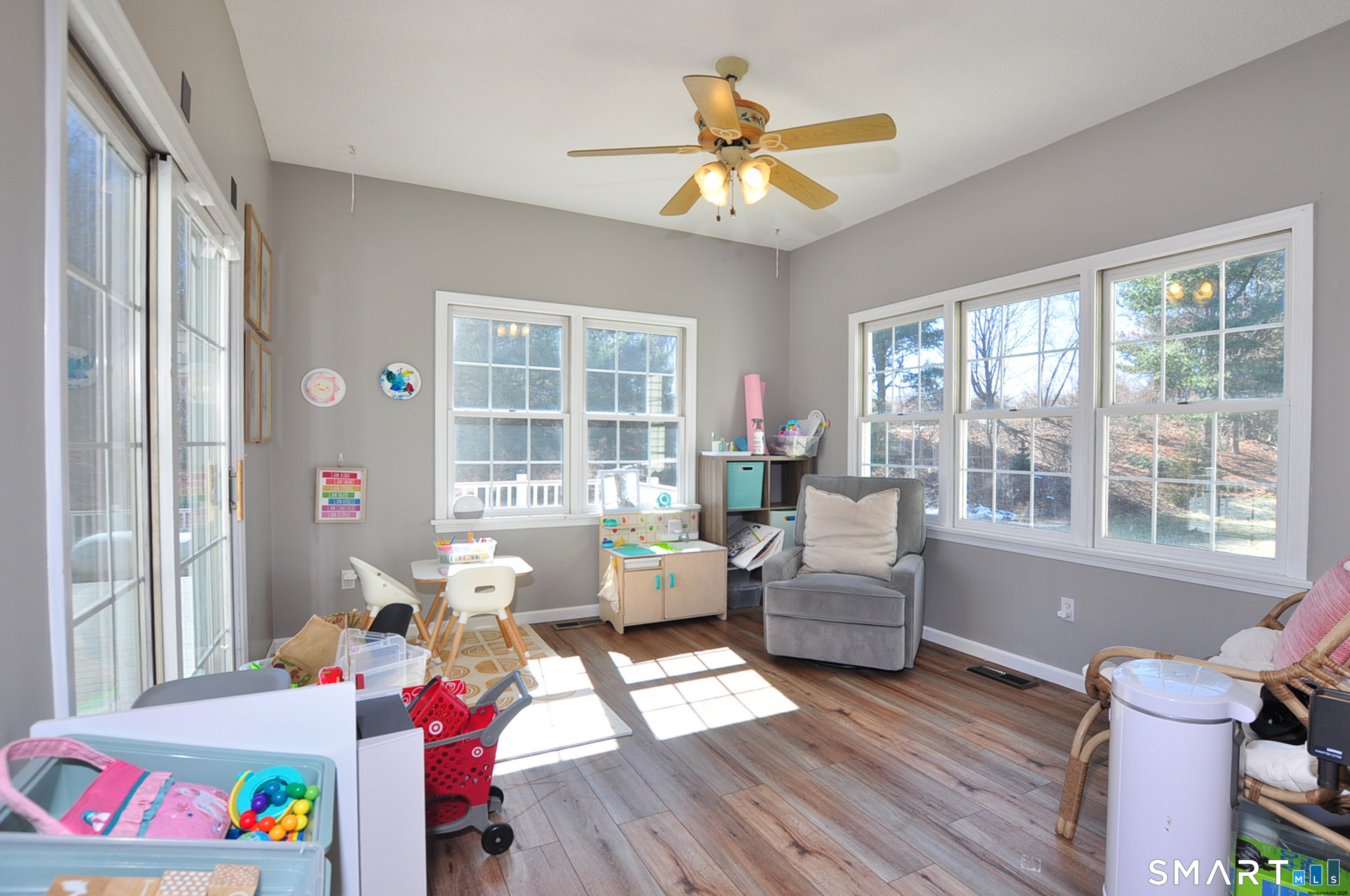 112 Gilbert Lane South Windsor CT 06074