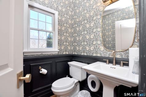 112 Gilbert Lane South Windsor CT 06074