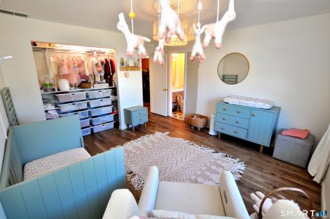 112 Gilbert Lane South Windsor CT 06074