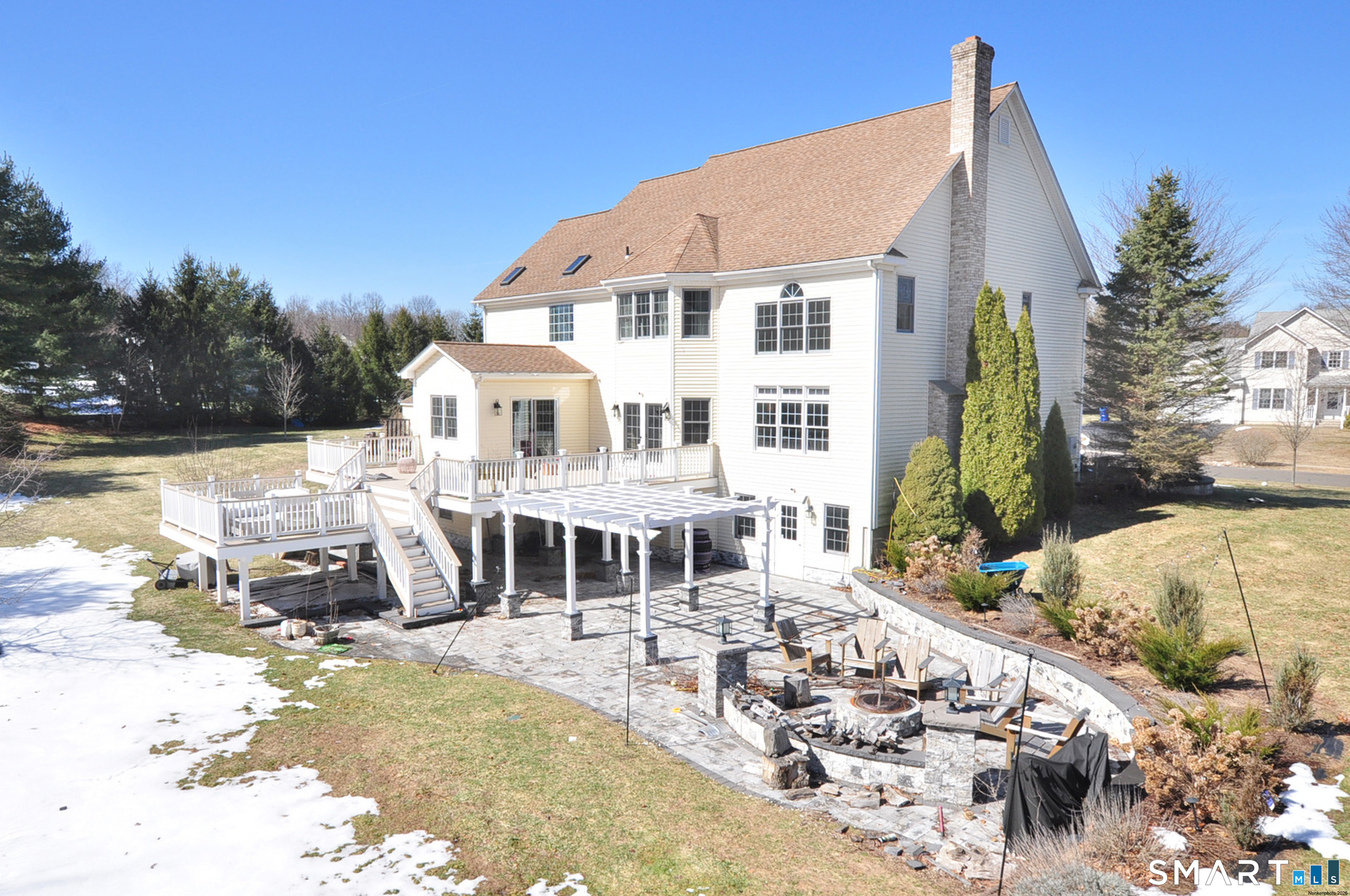 112 Gilbert Lane South Windsor CT 06074