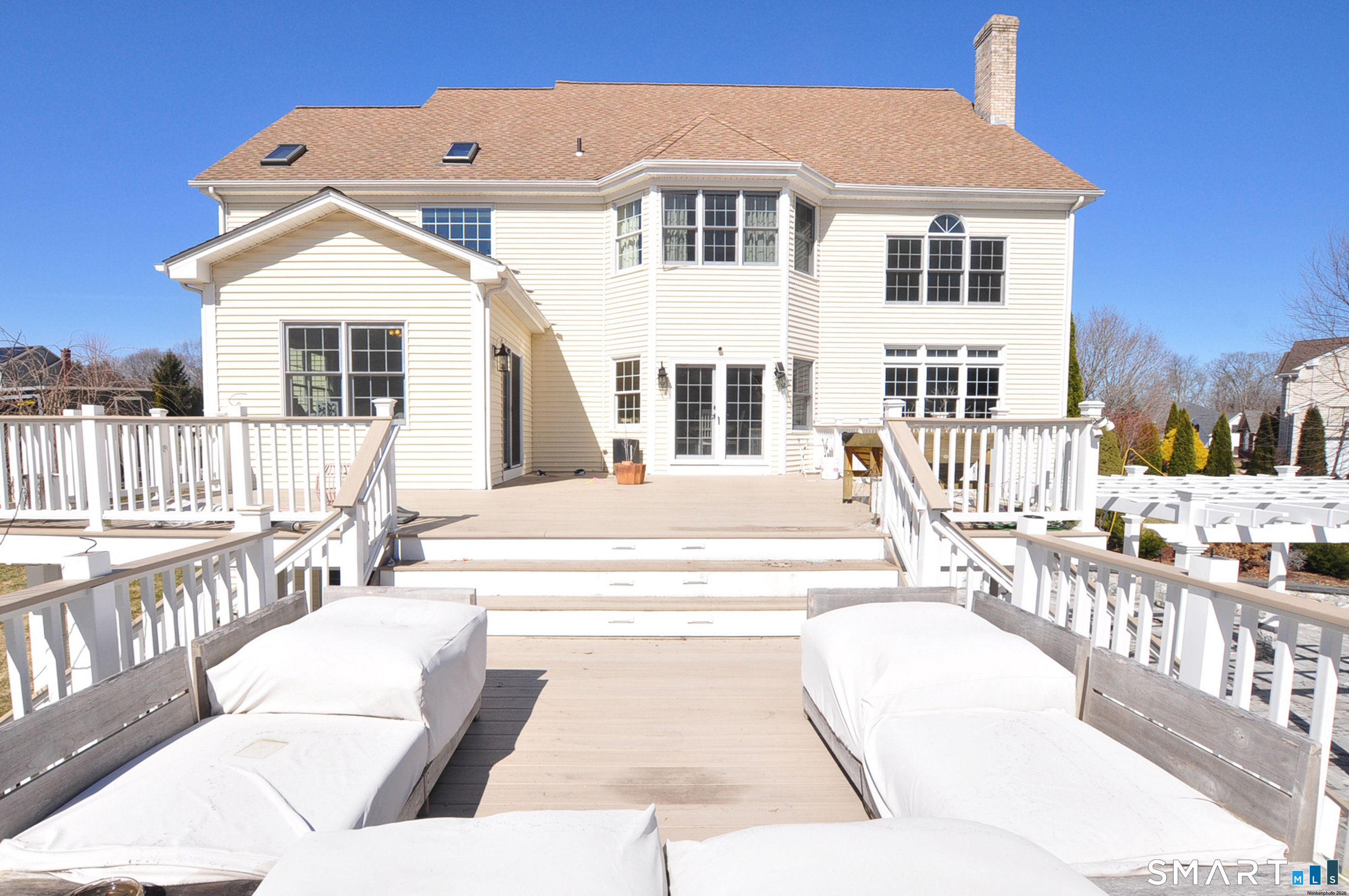 112 Gilbert Lane South Windsor CT 06074