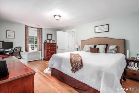 10 North Beech Tree Road Brookfield CT 06804