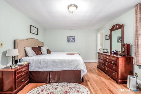 10 North Beech Tree Road Brookfield CT 06804
