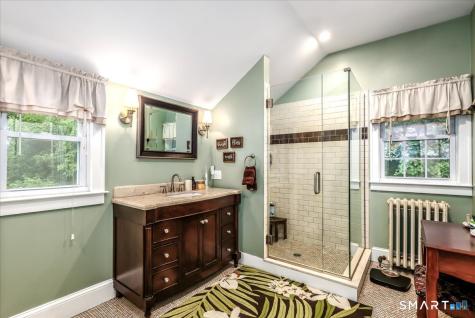 10 North Beech Tree Road Brookfield CT 06804