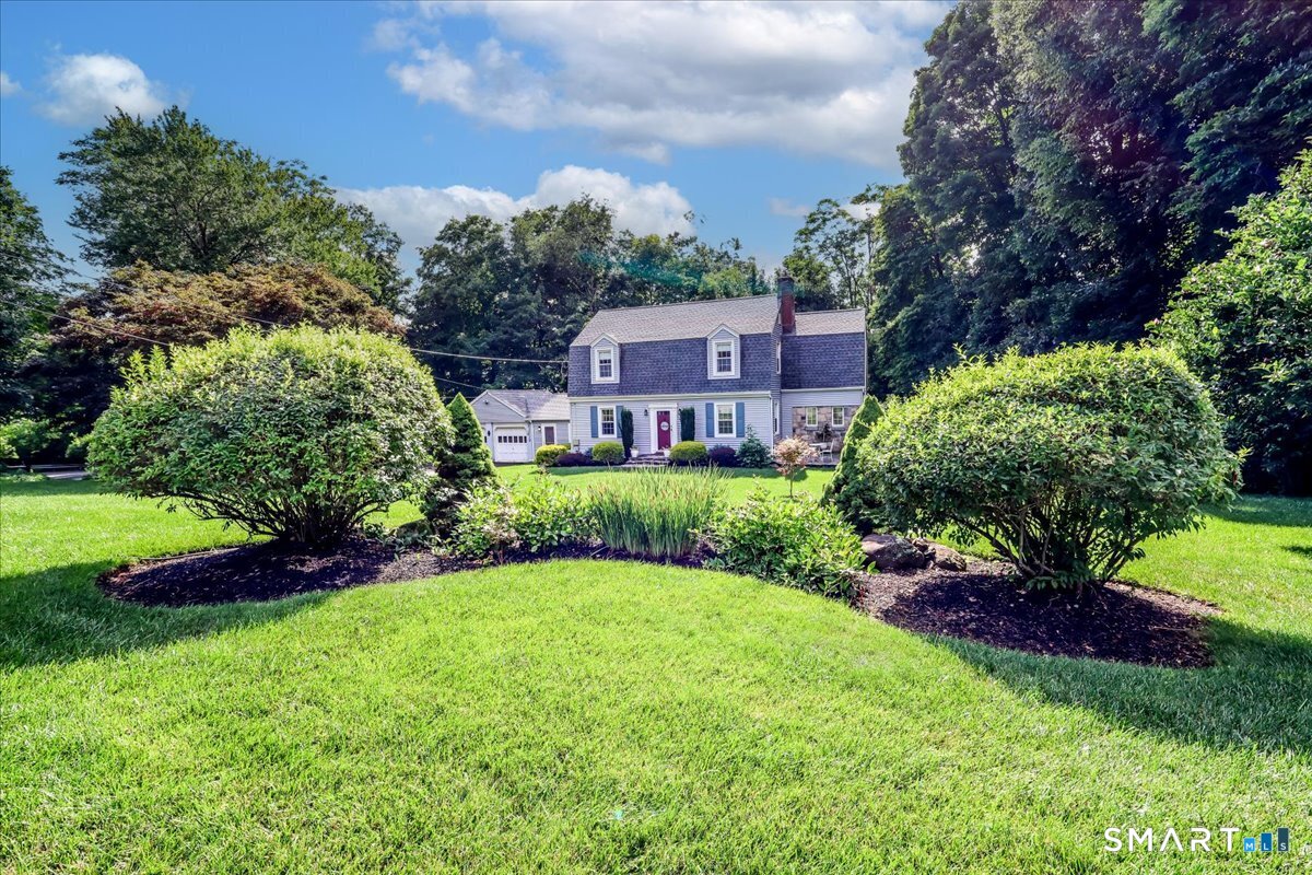10 North Beech Tree Road Brookfield CT 06804