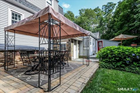 10 North Beech Tree Road Brookfield CT 06804