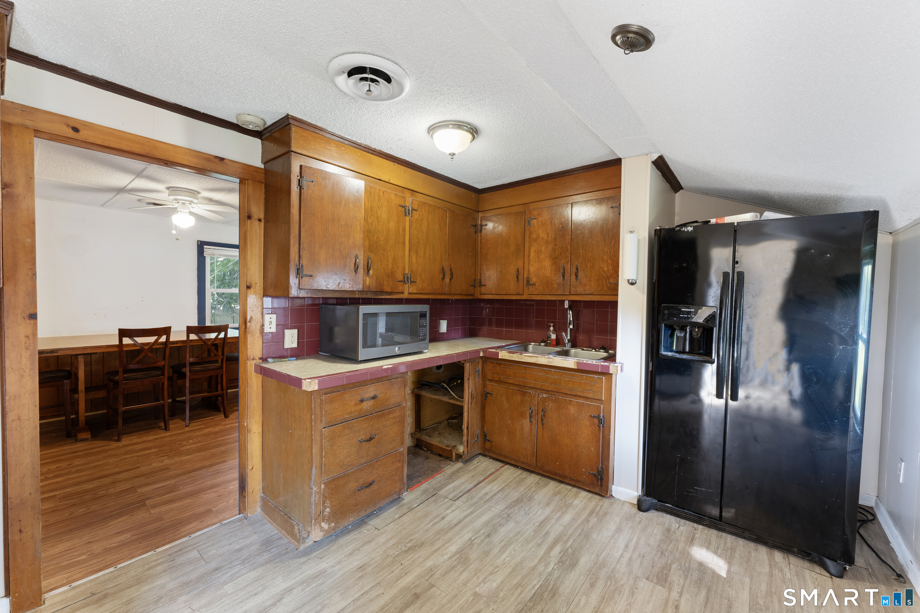 51 Dell Avenue New London CT 06320