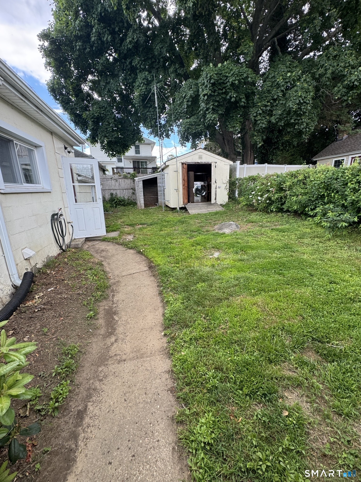 51 Dell Avenue New London CT 06320