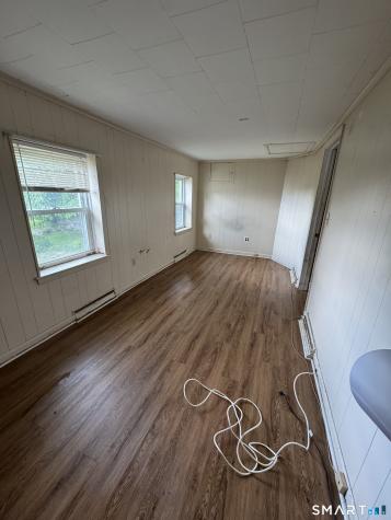 51 Dell Avenue New London CT 06320