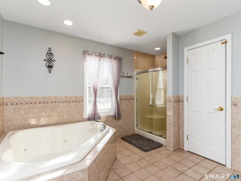 16 Quigley Road Wallingford CT 06492