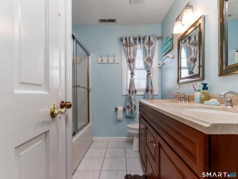 16 Quigley Road Wallingford CT 06492