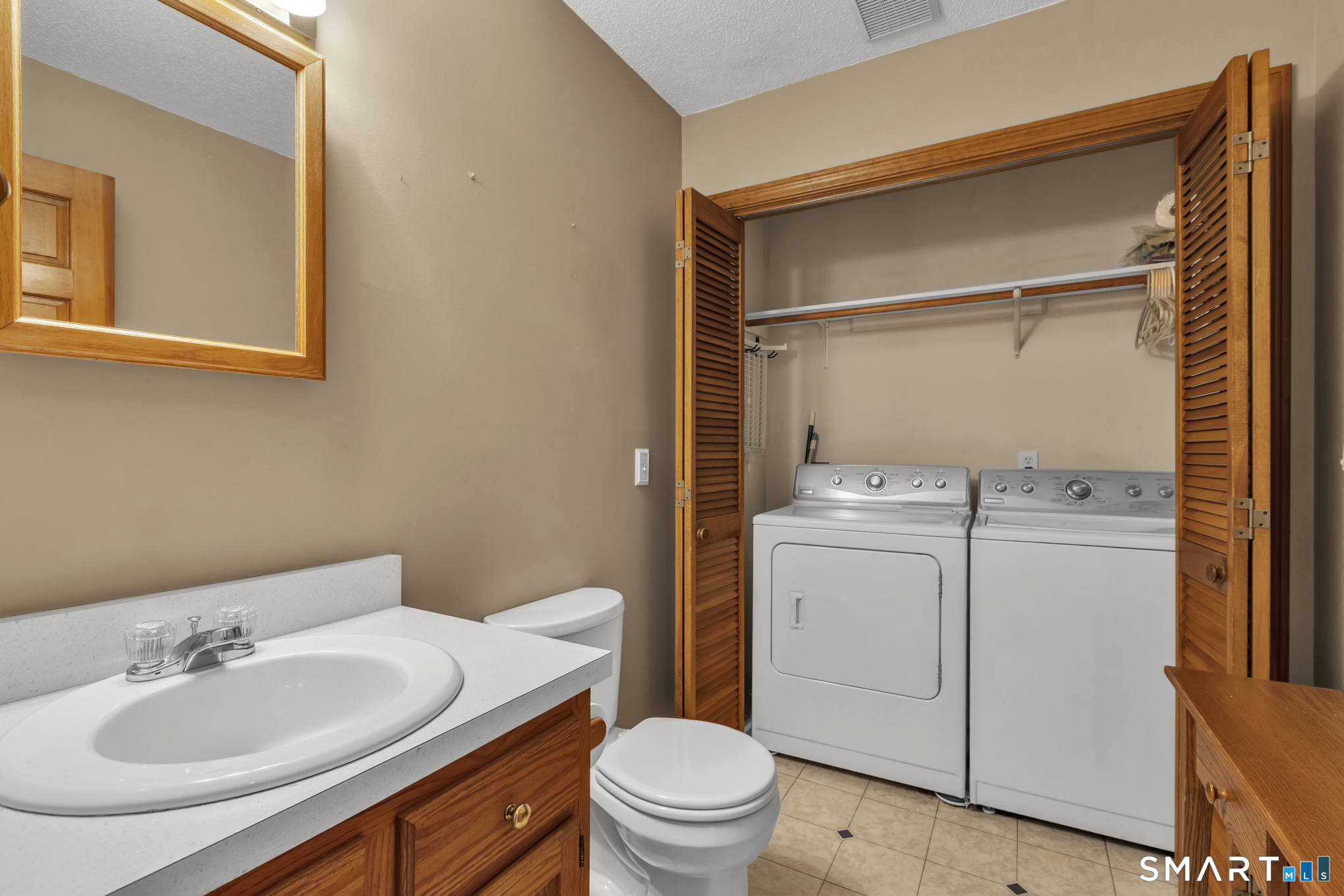 20 Windmill Road Ellington CT 06029