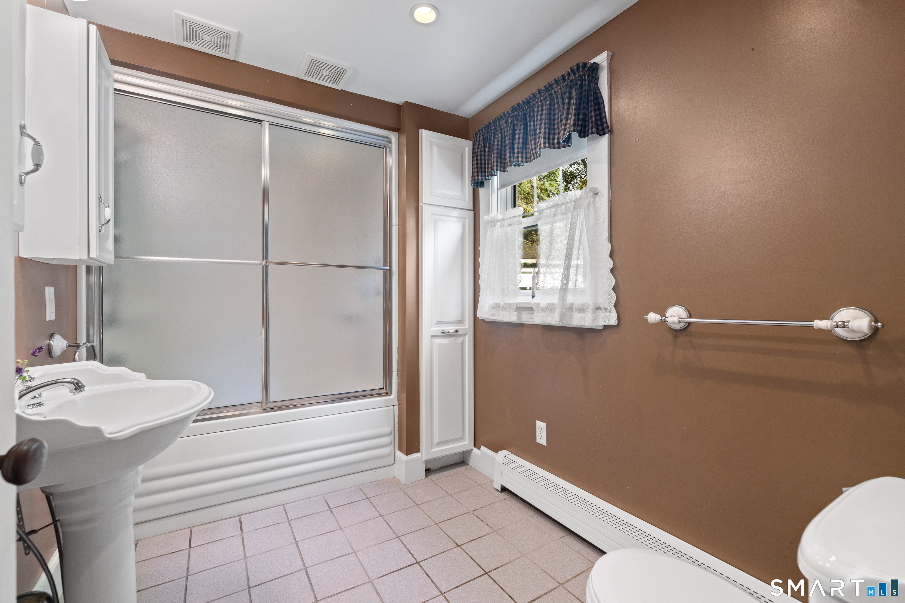 178 Farrows Street Putnam CT 06260