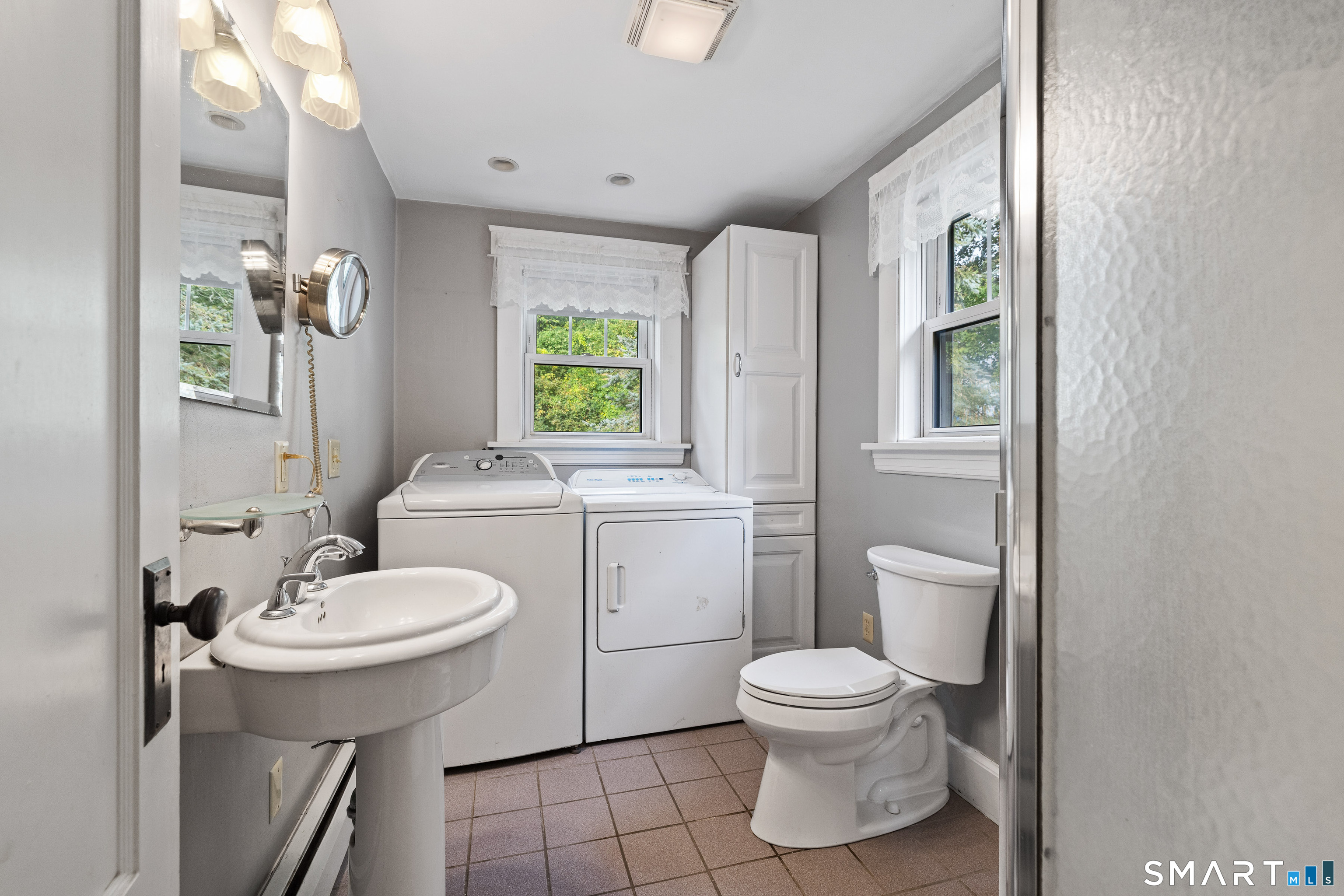 178 Farrows Street Putnam CT 06260