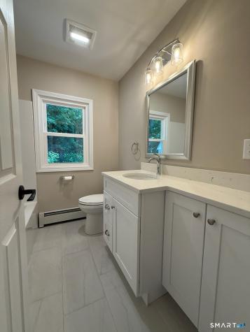 82 Landers Road East Hartford CT 06118