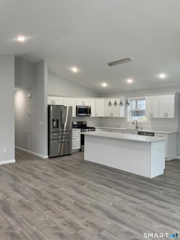 31 Hinman Street West Haven CT 06516