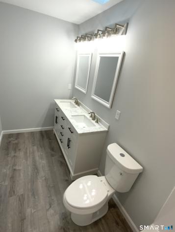 31 Hinman Street West Haven CT 06516