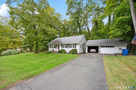 84 Mountain View Terrace North Branford CT 06513