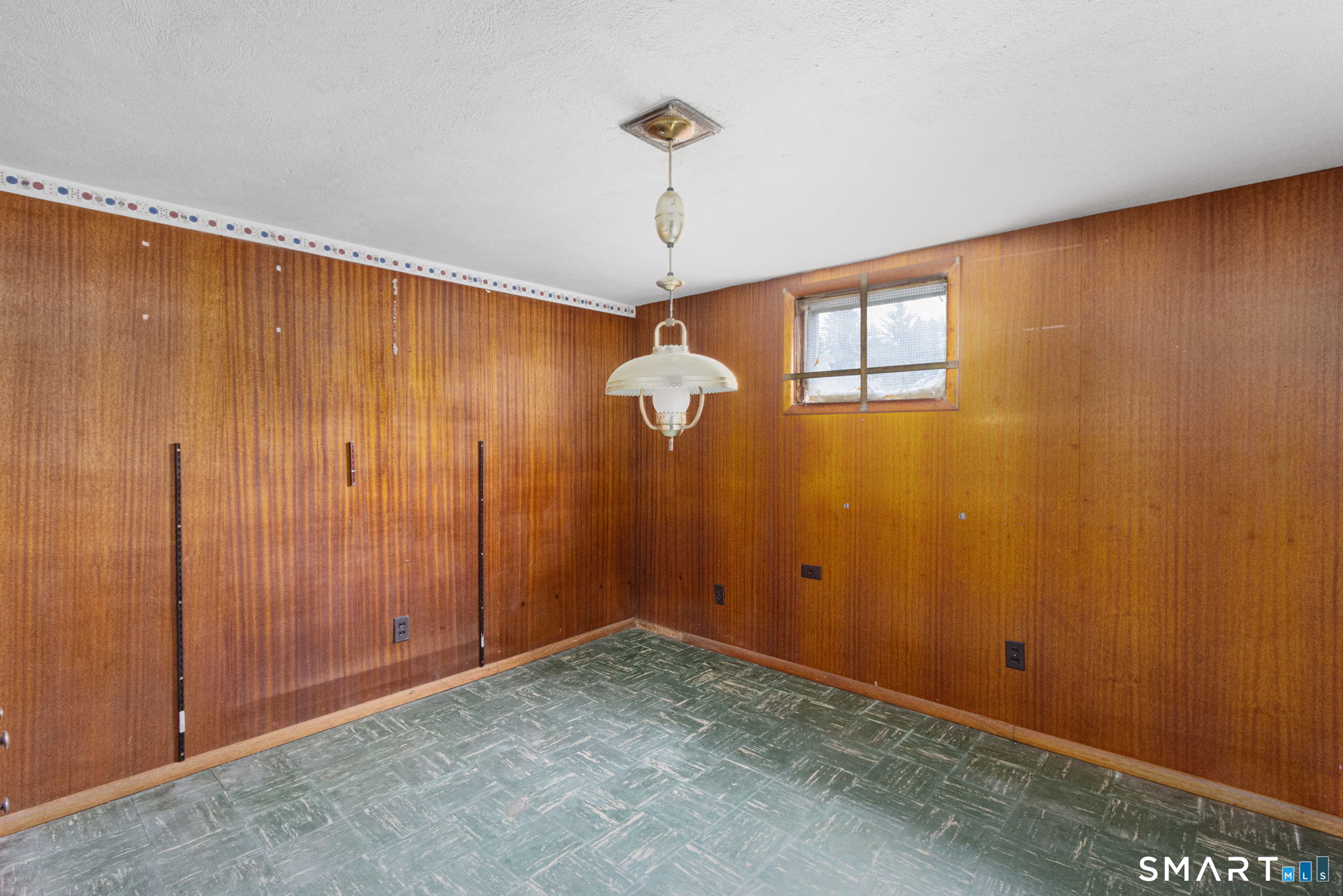 10 Teddy Lane Norwich CT 06360
