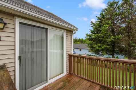 10 Teddy Lane Norwich CT 06360