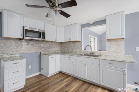 10 Teddy Lane Norwich CT 06360