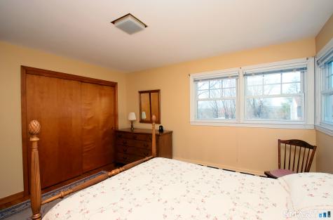 54 Woodstock Street Waterbury CT 06704