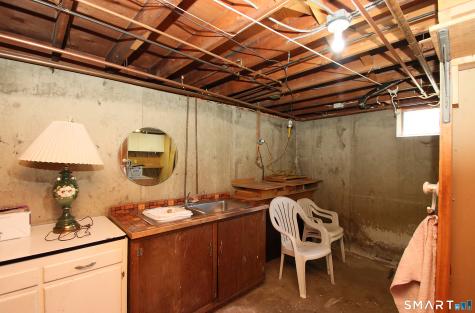 54 Woodstock Street Waterbury CT 06704