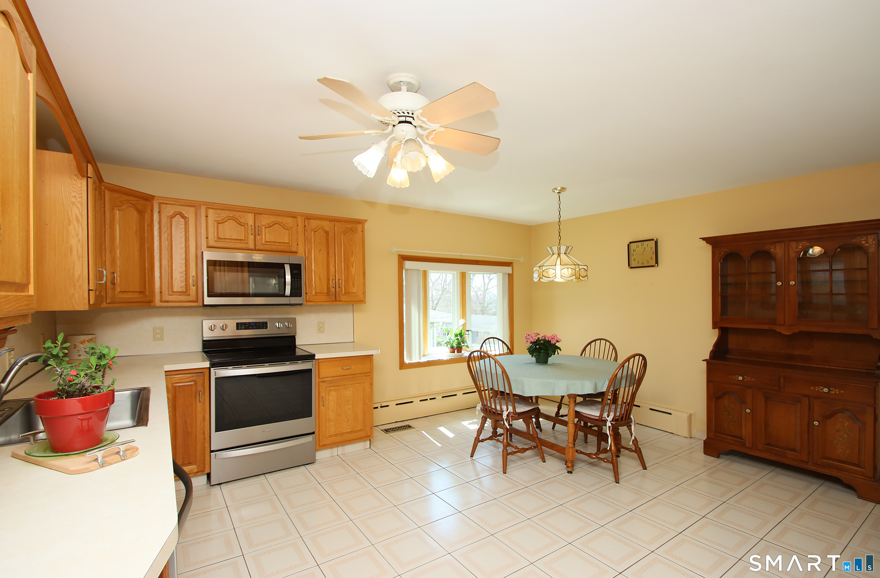 54 Woodstock Street Waterbury CT 06704