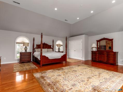 3 Lancelot Way Hamden CT 06518