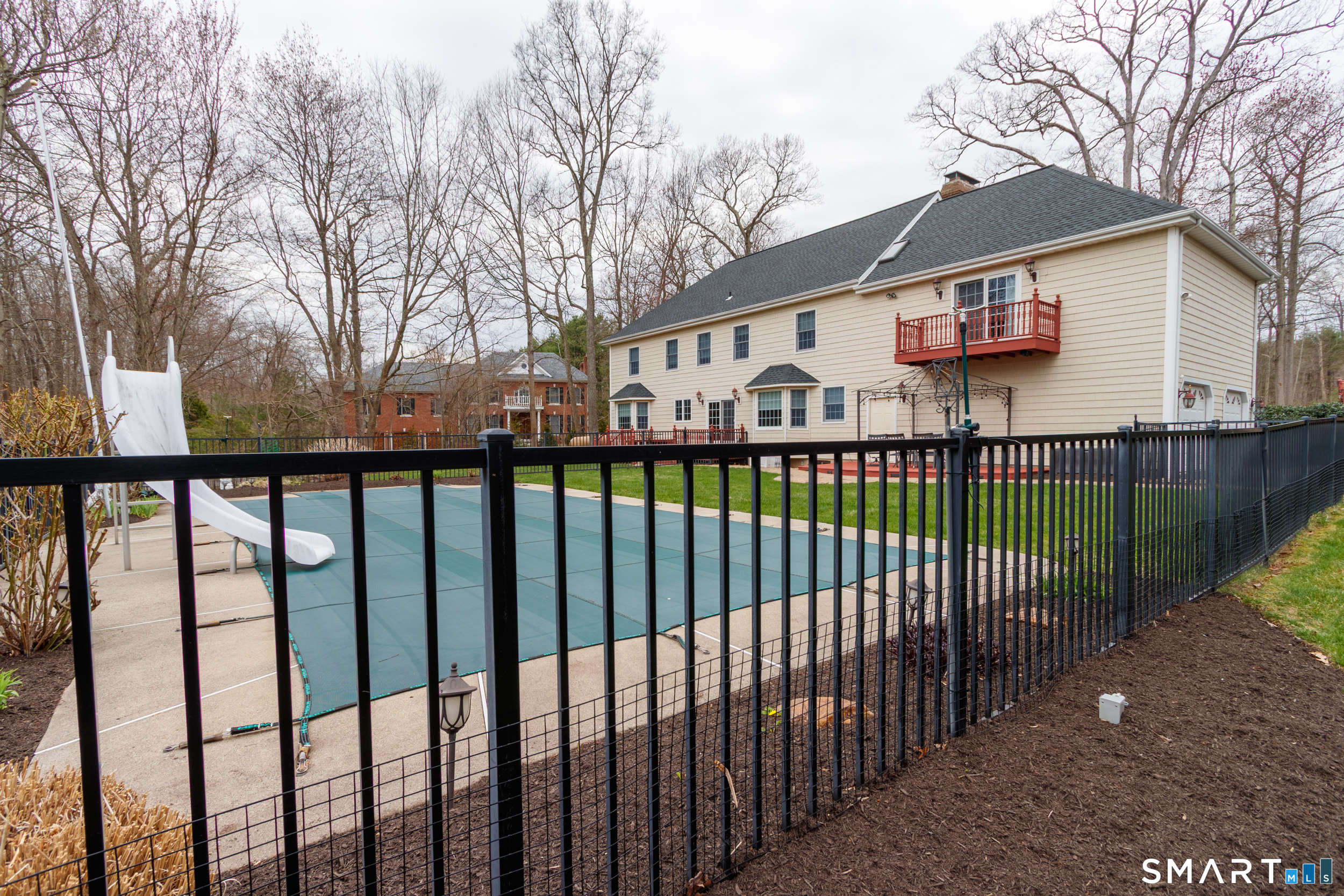 3 Lancelot Way Hamden CT 06518